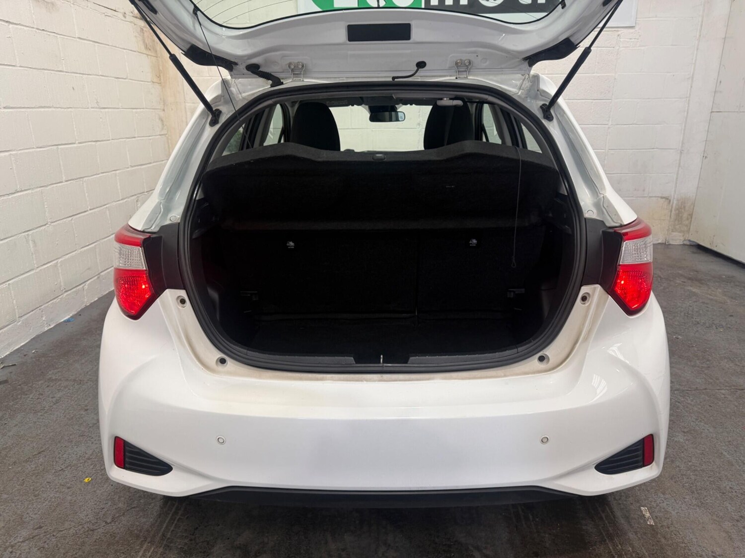 Used Toyota Yaris 2019 for sale - 77524493: Photo 34