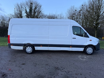 Used Mercedes-Benz Sprinter 2018 for sale - 77106087: Photo