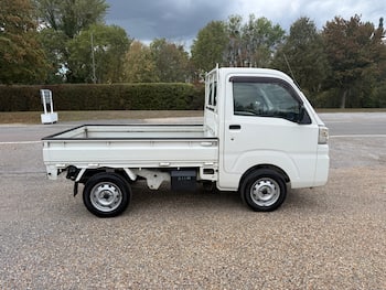 Used Daihatsu Hijet 2015 for sale - 79868968: Photo