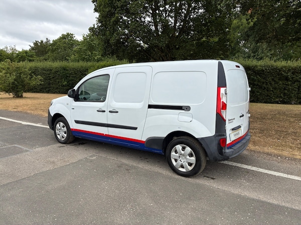 Used Renault Kangoo 2018 for sale - 75168054: Photo 2