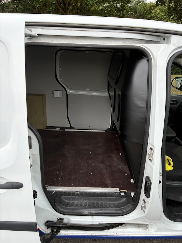 Used Renault Kangoo 2018 for sale - 75168054: Photo 9