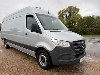 2019 (19) - 3.5t H2 Van