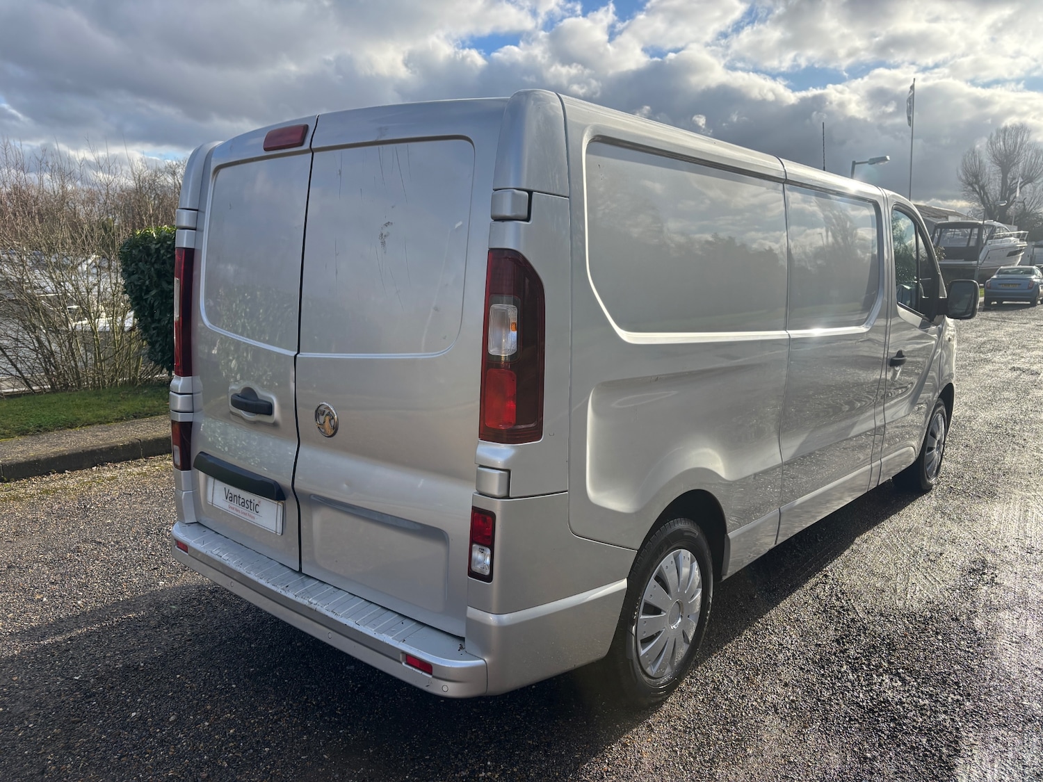 Used Vauxhall Vivaro 2017 for sale - 77365402: Photo 14