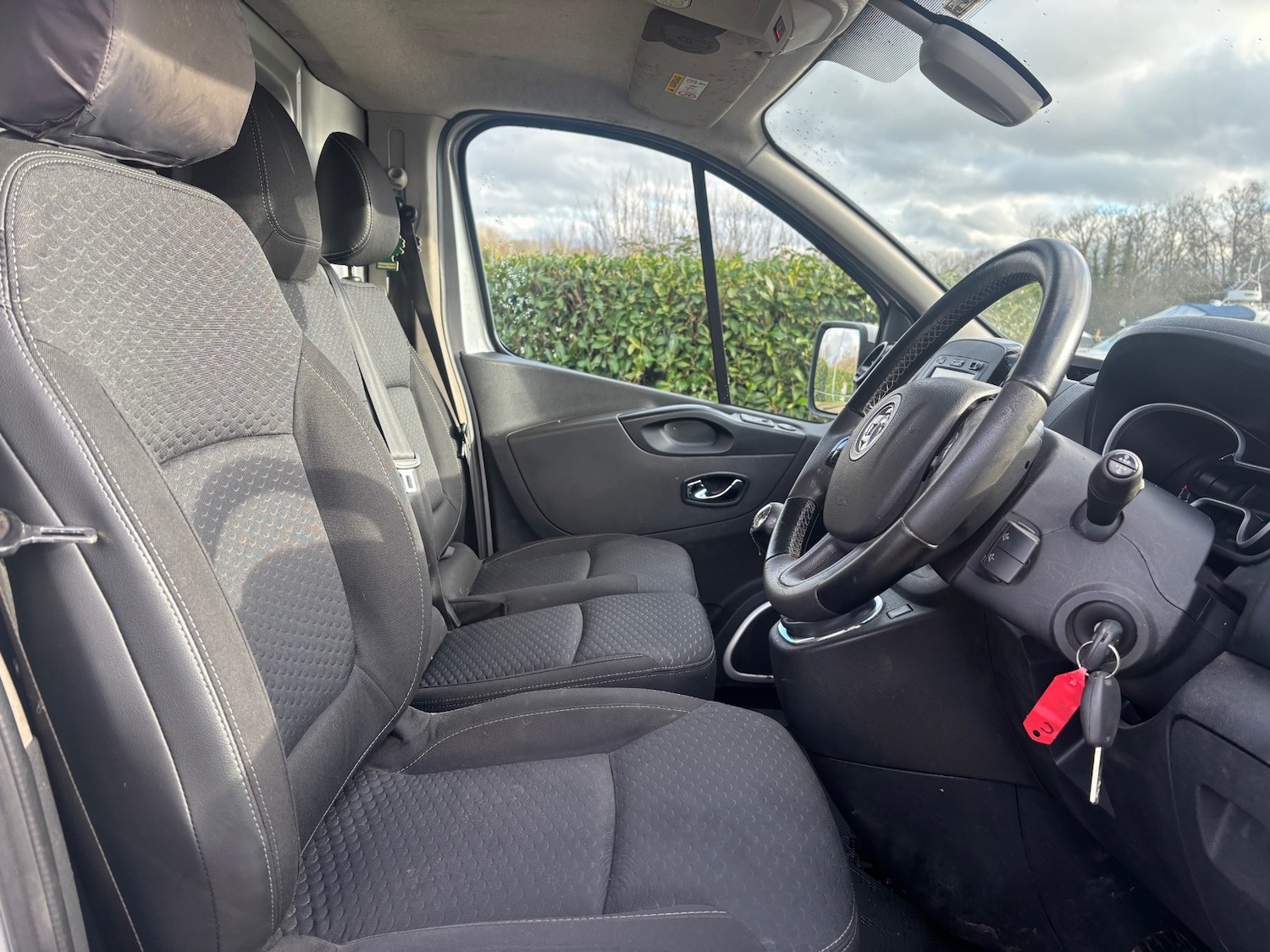 Used Vauxhall Vivaro 2017 for sale - 77365402: Photo 8