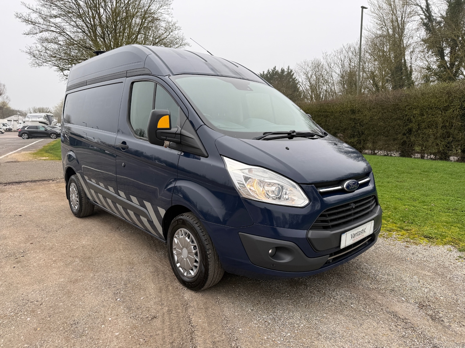 Used Ford Transit Custom 2017 for sale - 77805331: Photo 2