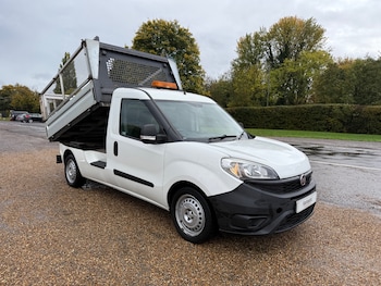 Used Fiat Doblo 2017 for sale - 76327865: Photo 2