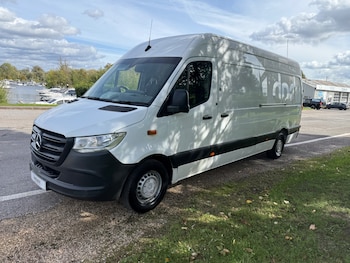 Used Mercedes-Benz Sprinter 2018 for sale - 76025445: Photo 2