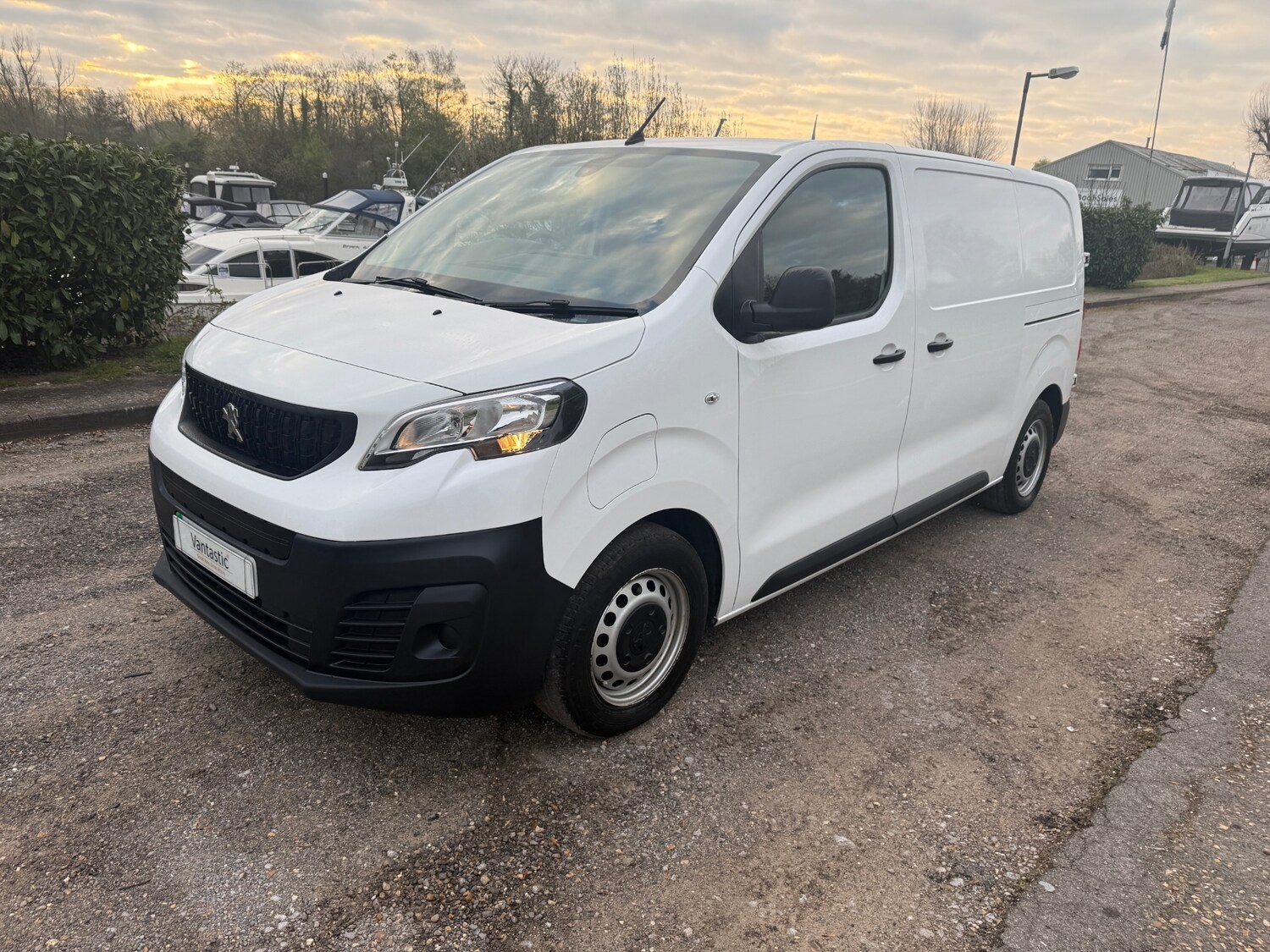 Used Peugeot Expert 2021 for sale - 78119365: Photo 16