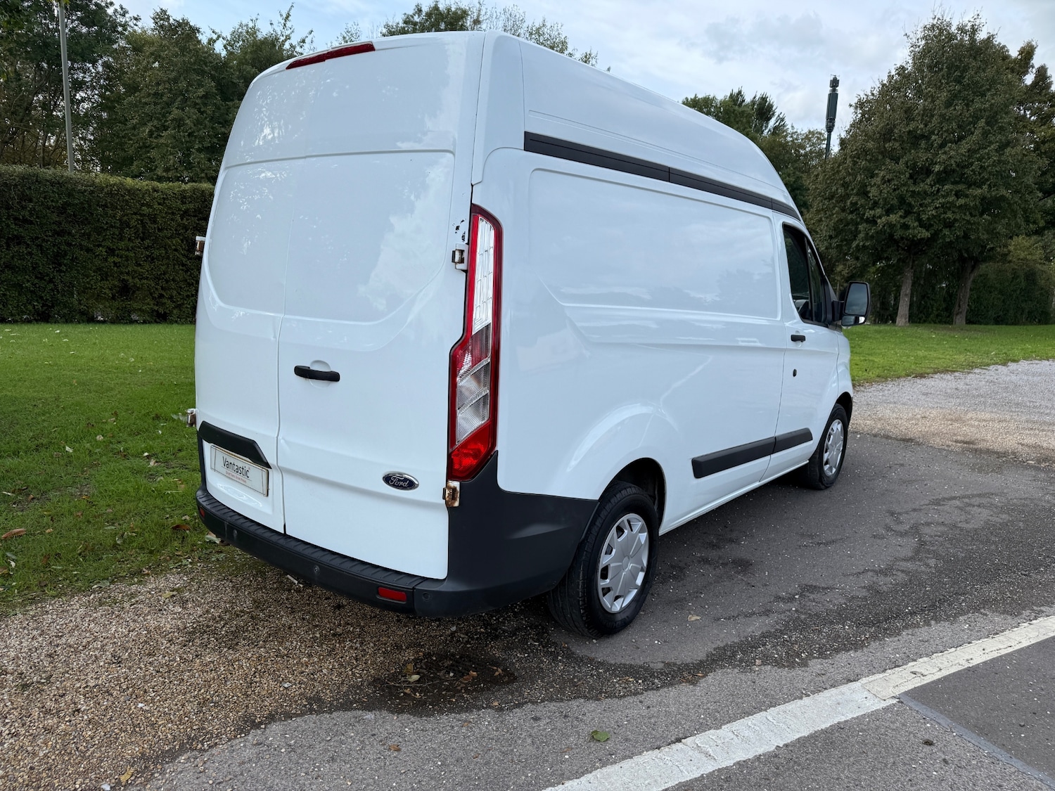 Used Ford Transit Custom 2016 for sale - 76025463: Photo 3