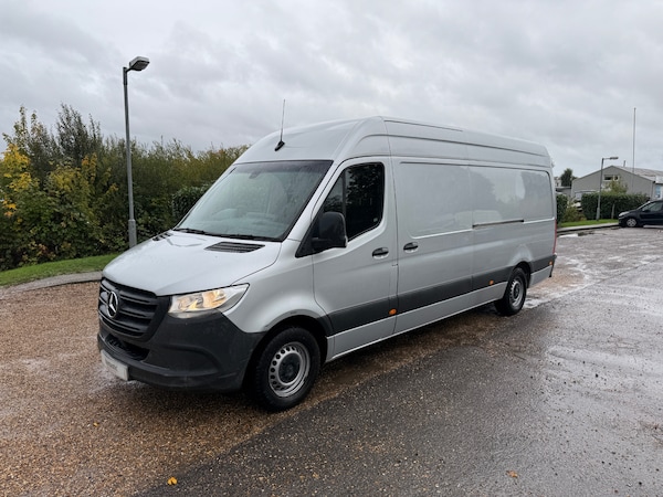 Used Mercedes-Benz Sprinter 2020 for sale - 76327970: Photo 1