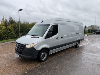 2020 (20) - 3.5t H2 Van