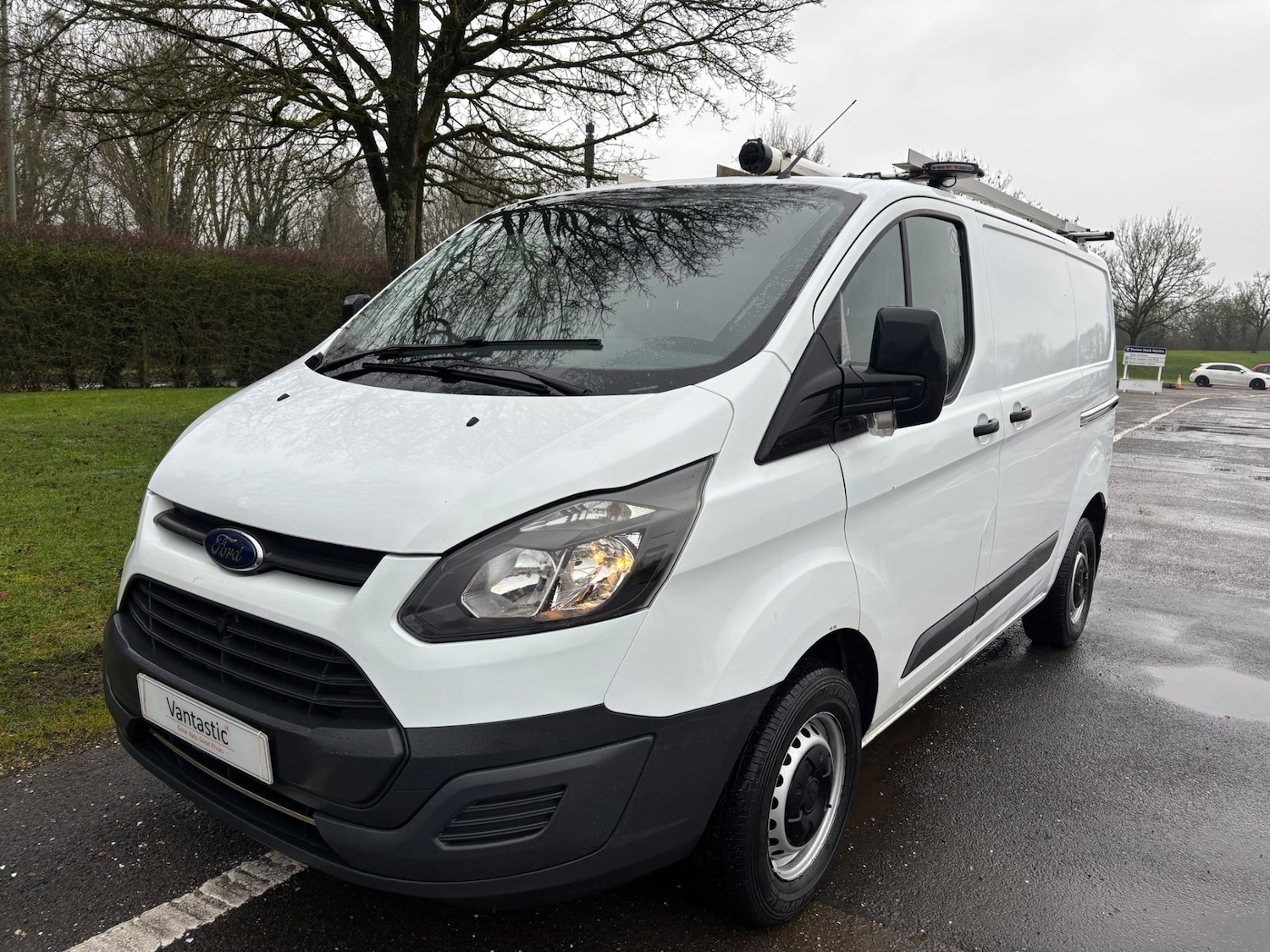 Used Ford Transit Custom 2017 for sale - 77378453: Photo 2