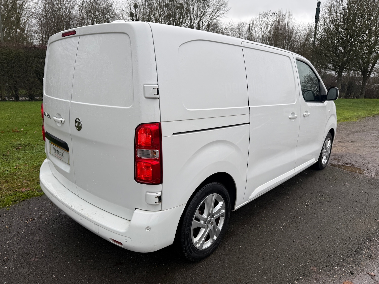 Used Vauxhall Vivaro 2021 for sale - 77106358: Photo 11