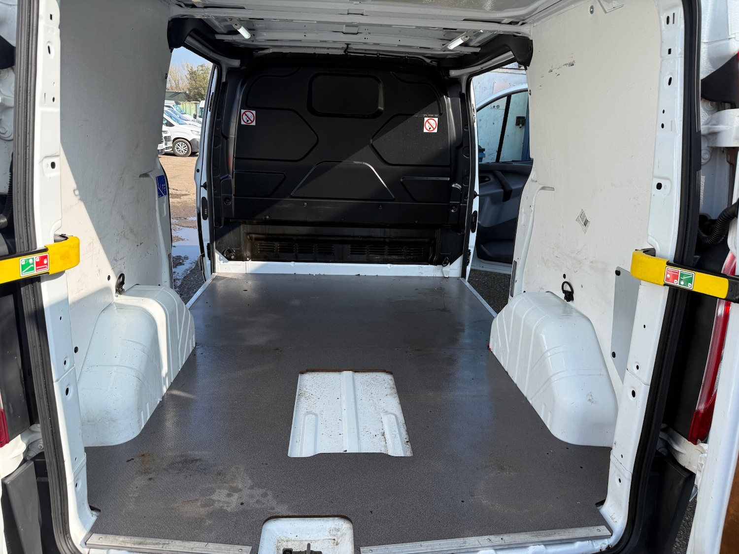 Used Ford Transit Custom 2017 for sale - 77805636: Photo 21