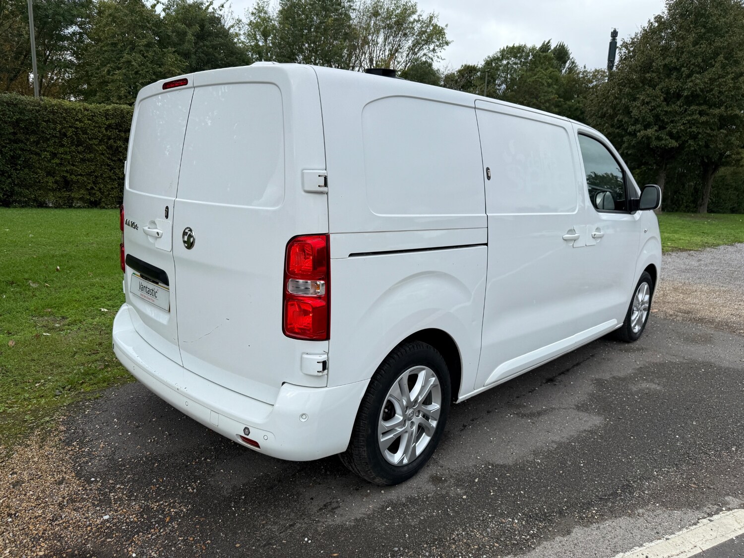 Used Vauxhall Vivaro 2022 for sale - 76027020: Photo 10