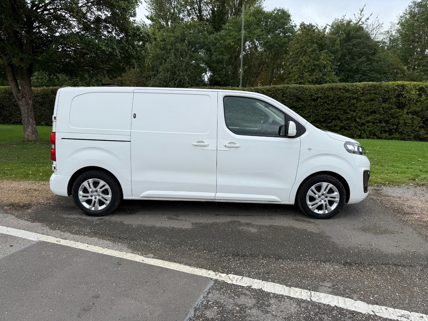 Used Vauxhall Vivaro 2022 for sale - 76027020: Photo 4