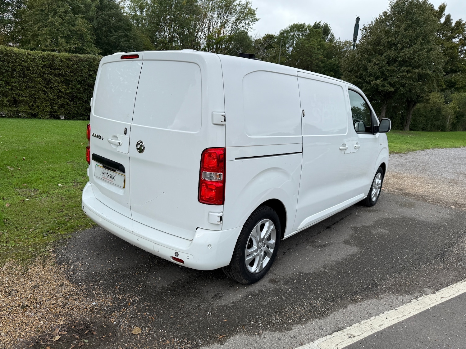 Used Vauxhall Vivaro 2022 for sale - 76027020: Photo 5