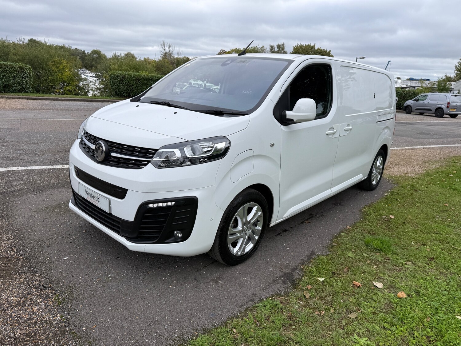 Used Vauxhall Vivaro 2022 for sale - 76027020: Photo 7