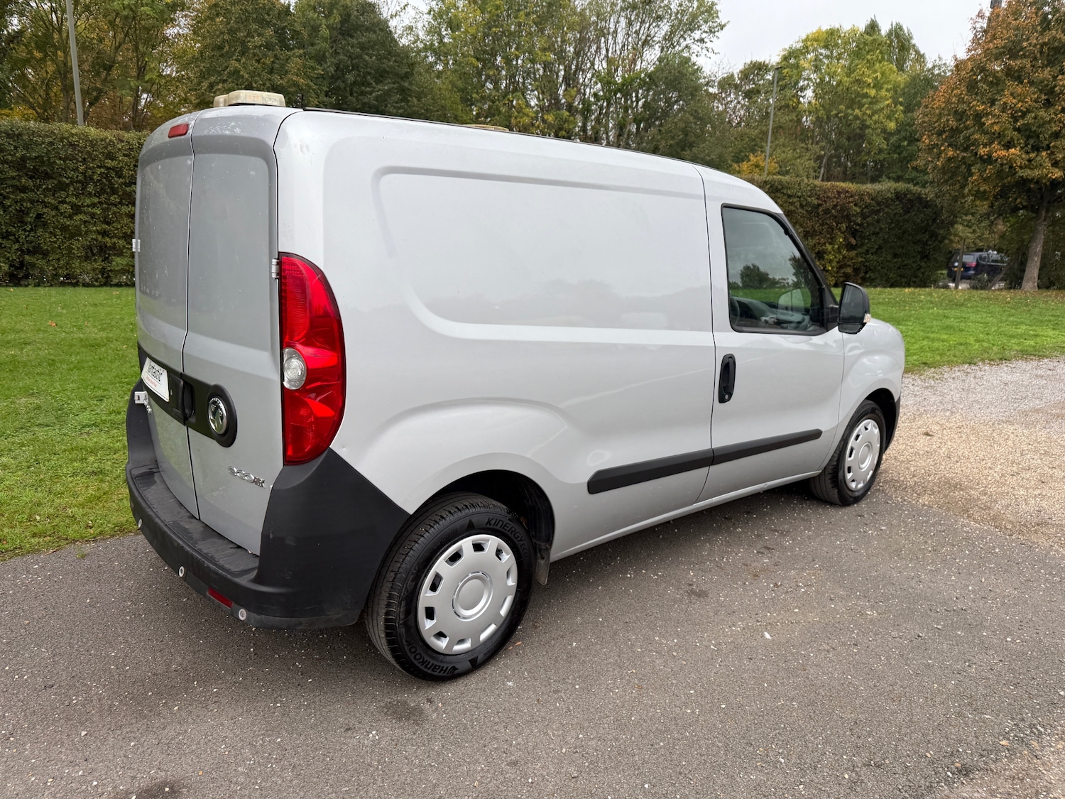 Used Vauxhall Combo 2017 for sale - 76290574: Photo 5