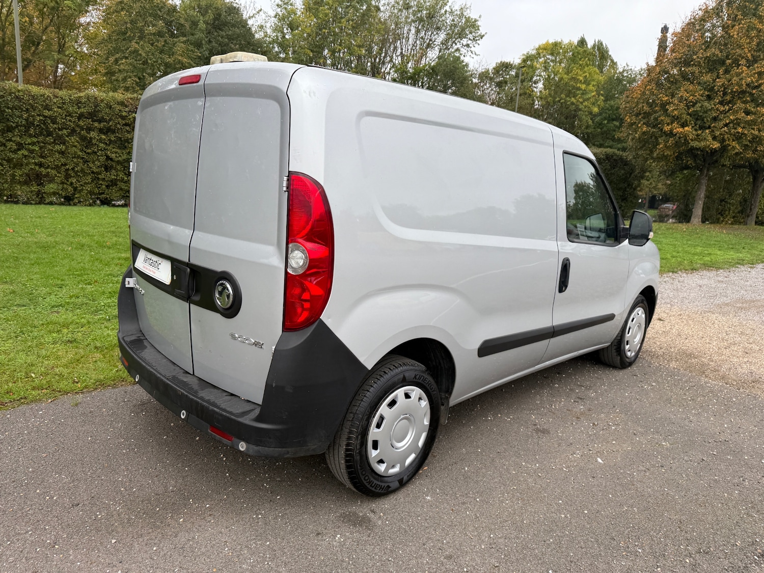 Used Vauxhall Combo 2017 for sale - 76290574: Photo 6