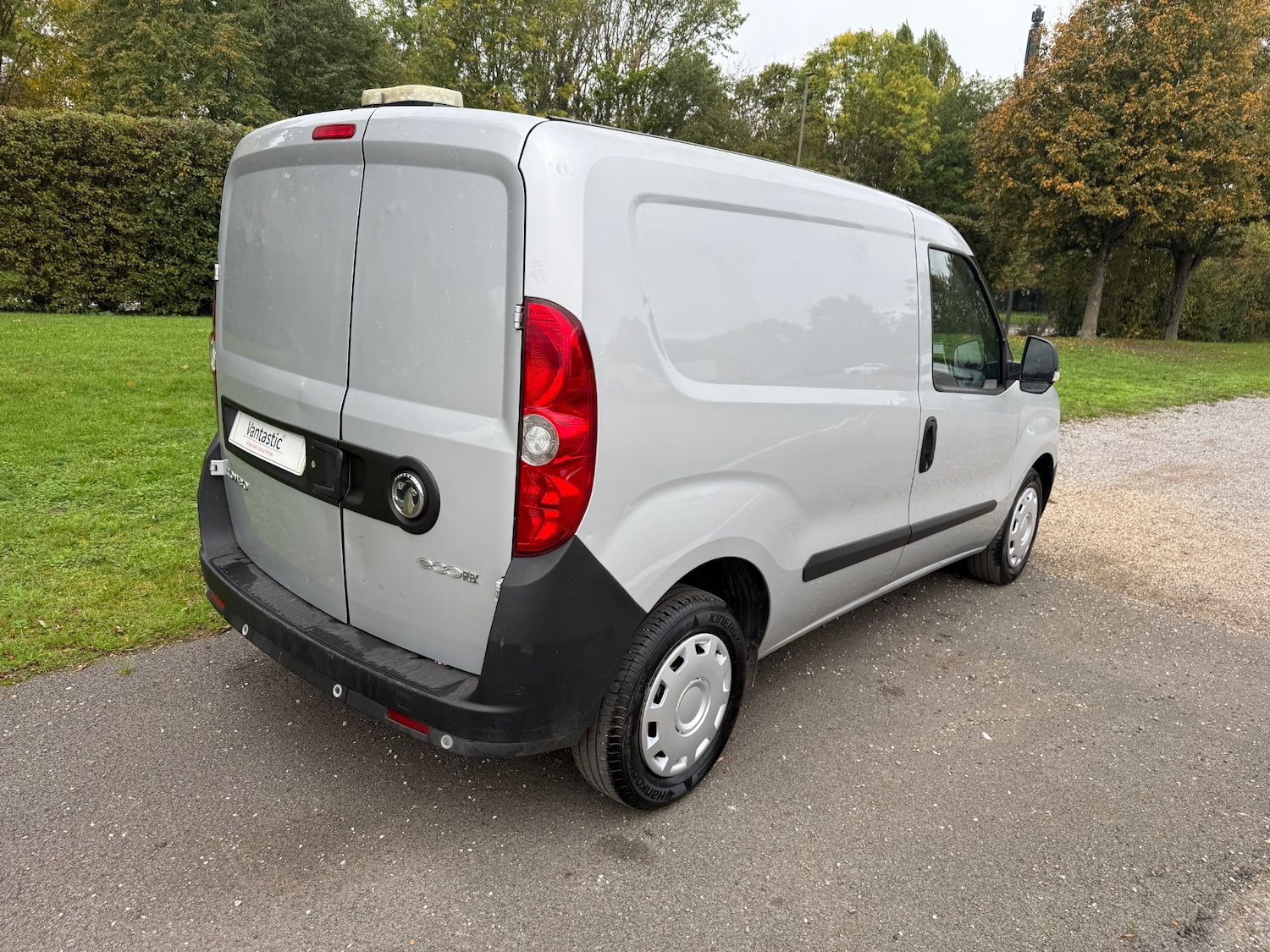Used Vauxhall Combo 2017 for sale - 76290574: Photo 7