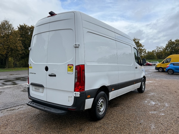 Used Mercedes-Benz Sprinter 2021 for sale - 76327861: Photo 4