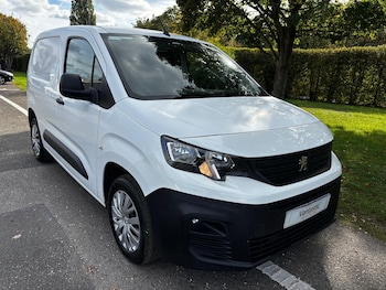 Used Citroen Berlingo 2020 for sale - 76219337: Photo