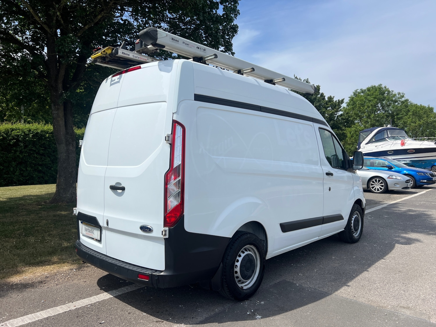 Vehicle 22
