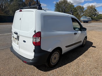 Used Ford Transit Courier 2016 for sale - 79810287: Photo