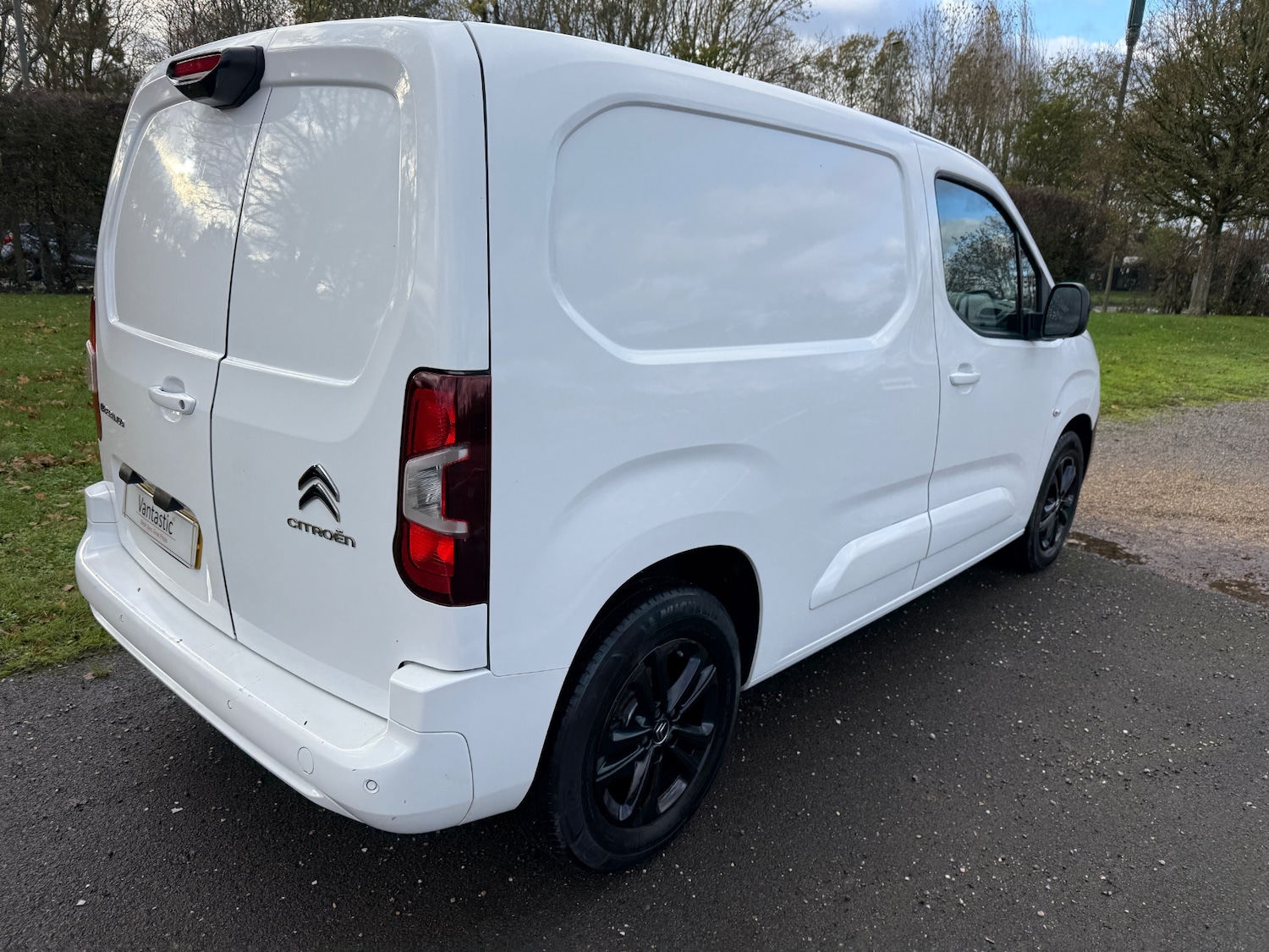 Used Citroen Berlingo 2022 for sale - 76704666: Photo 17