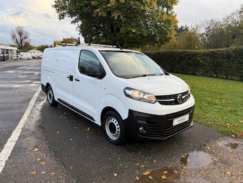 2022 (22) - 3100 100kW Dynamic 50kWh H1 Van Auto