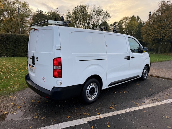 Used Vauxhall Vivaro 2022 for sale - 76327776: Photo 3