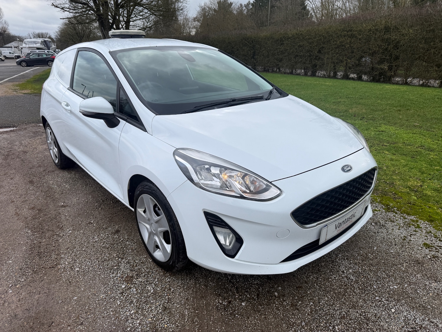 Used Ford Fiesta 2020 for sale - 77502745: Photo 2