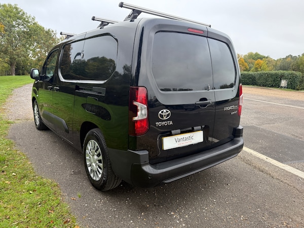 Used Toyota ProAce 2022 for sale - 76285597: Photo 11