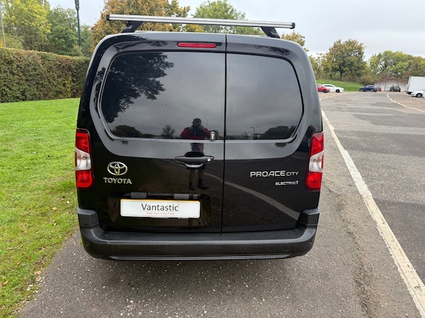 Used Toyota ProAce 2022 for sale - 76285597: Photo 9