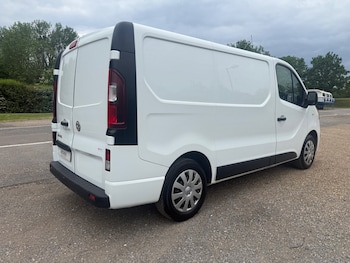 Used Vauxhall Vivaro 2018 for sale - 78496182: Photo