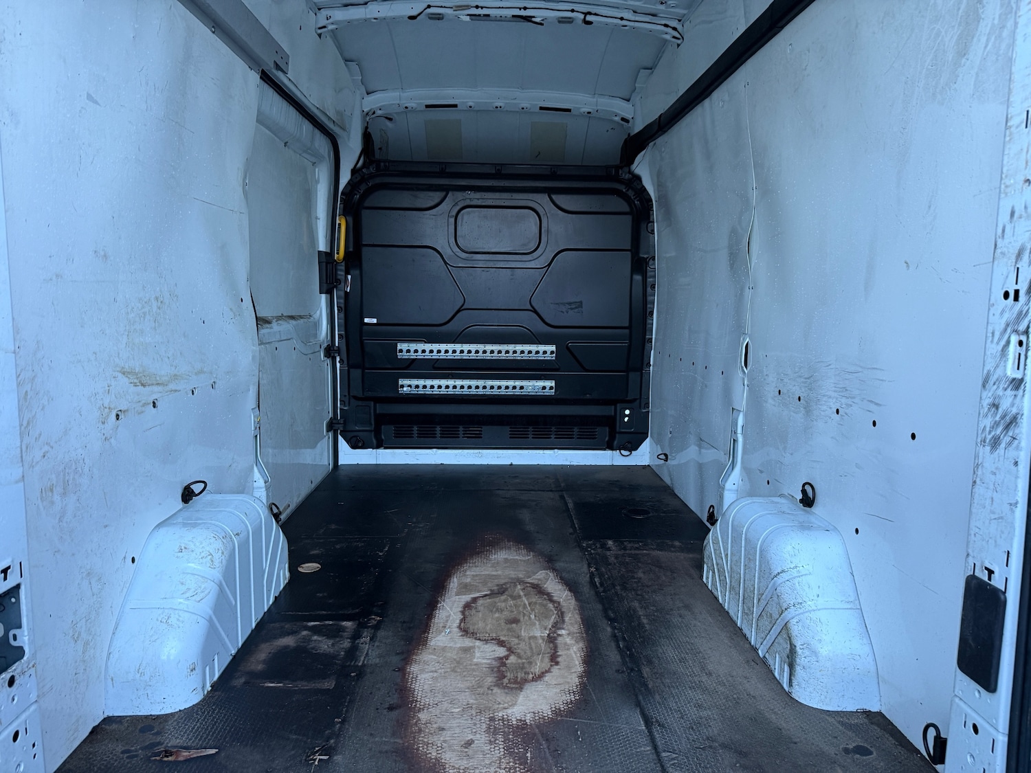 Used Ford Transit 2018 for sale - 77106189: Photo 21