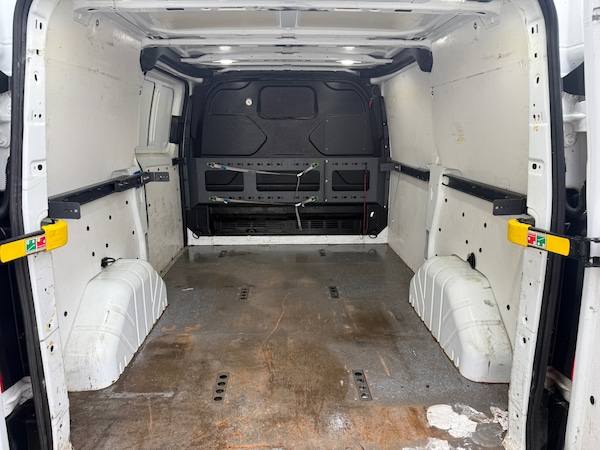 Used Ford Transit Custom 2018 for sale - 76290520: Photo 5