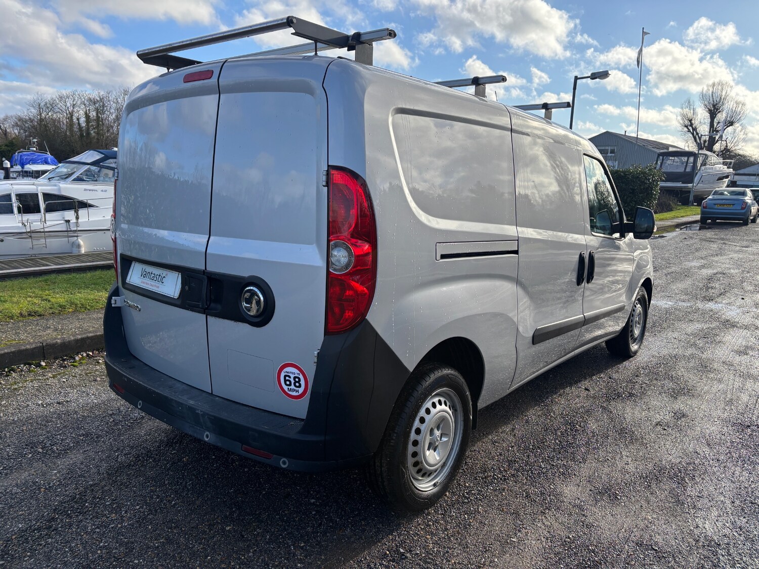 Used Vauxhall Combo 2018 for sale - 77365481: Photo 7
