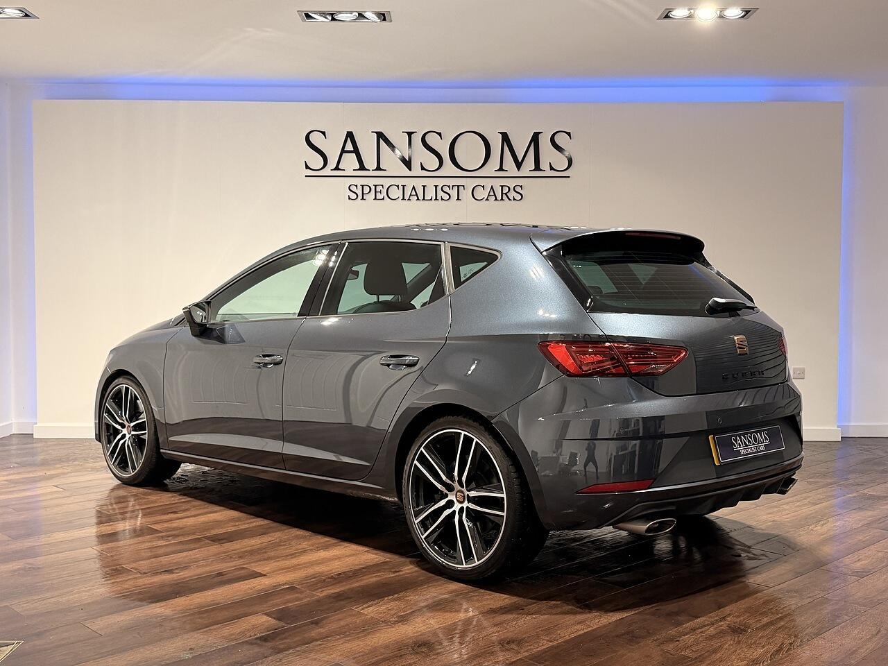 Used SEAT Leon 2019 for sale - 77376567: Photo 2