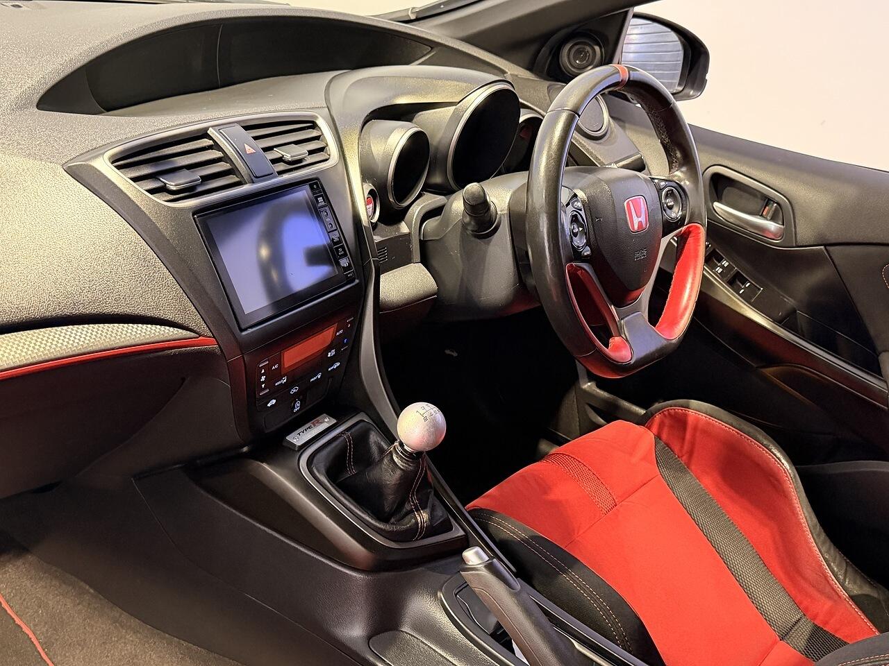 Used Honda Civic for sale - 78157889: Photo 3