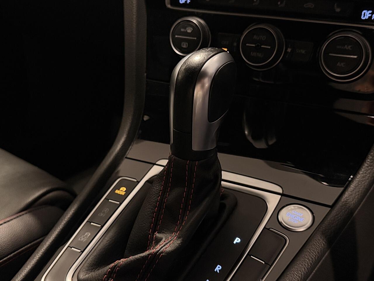 Used Volkswagen Golf 2019 for sale - 76635460: Photo 45