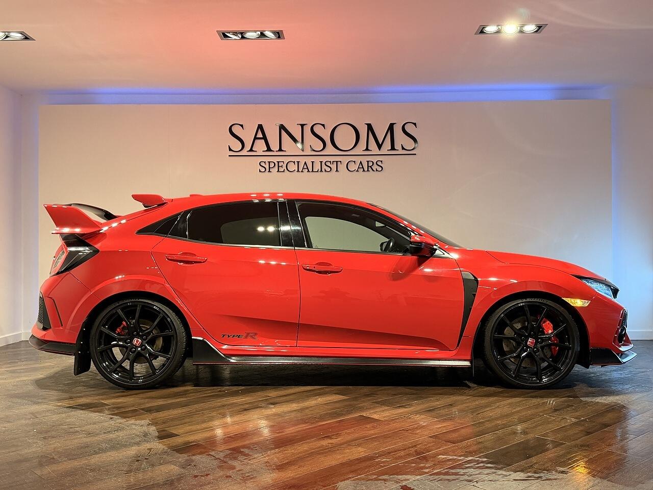 Used Honda Civic 2018 for sale - 77376300: Photo 14