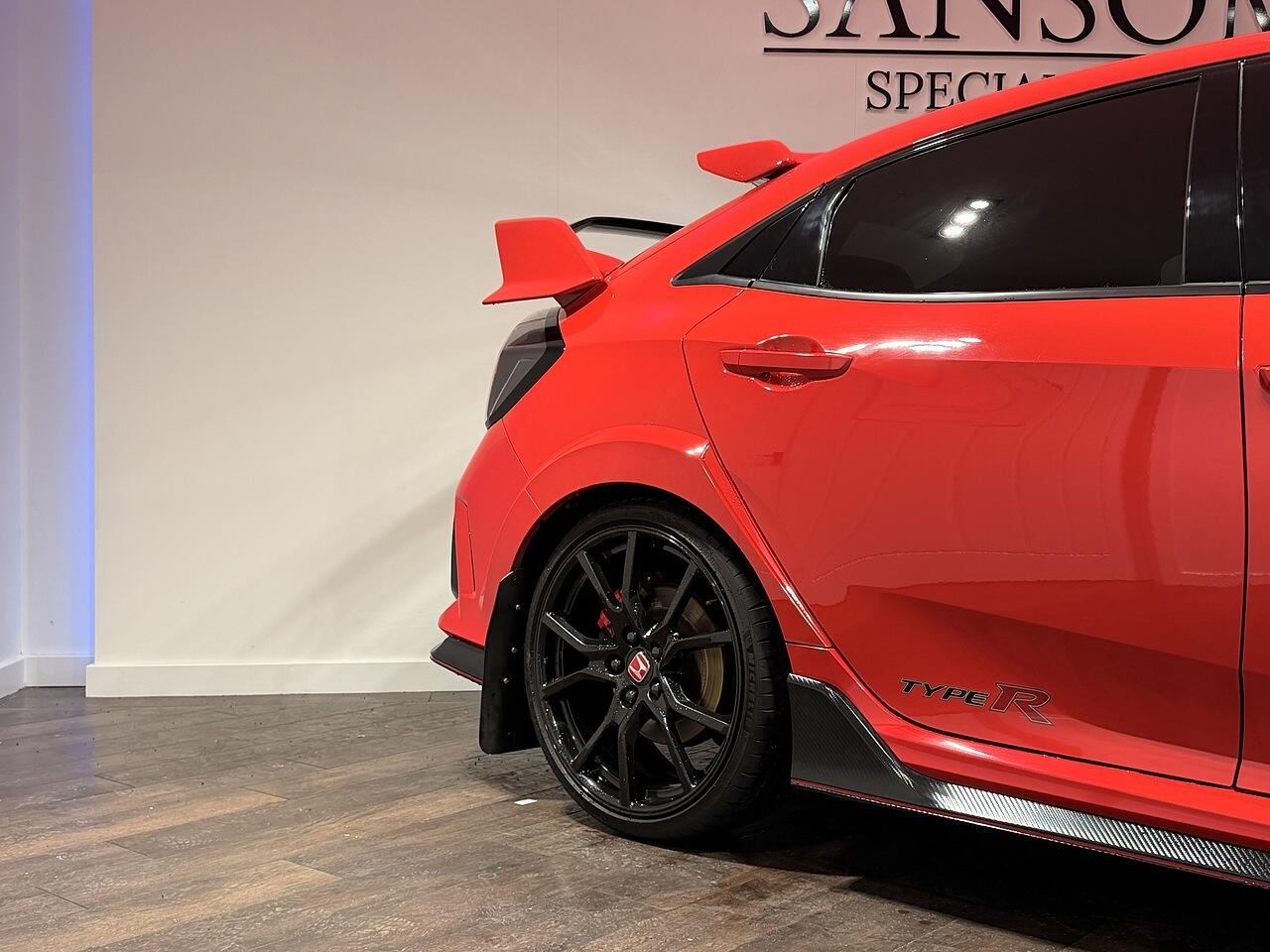 Used Honda Civic 2018 for sale - 77376300: Photo 21