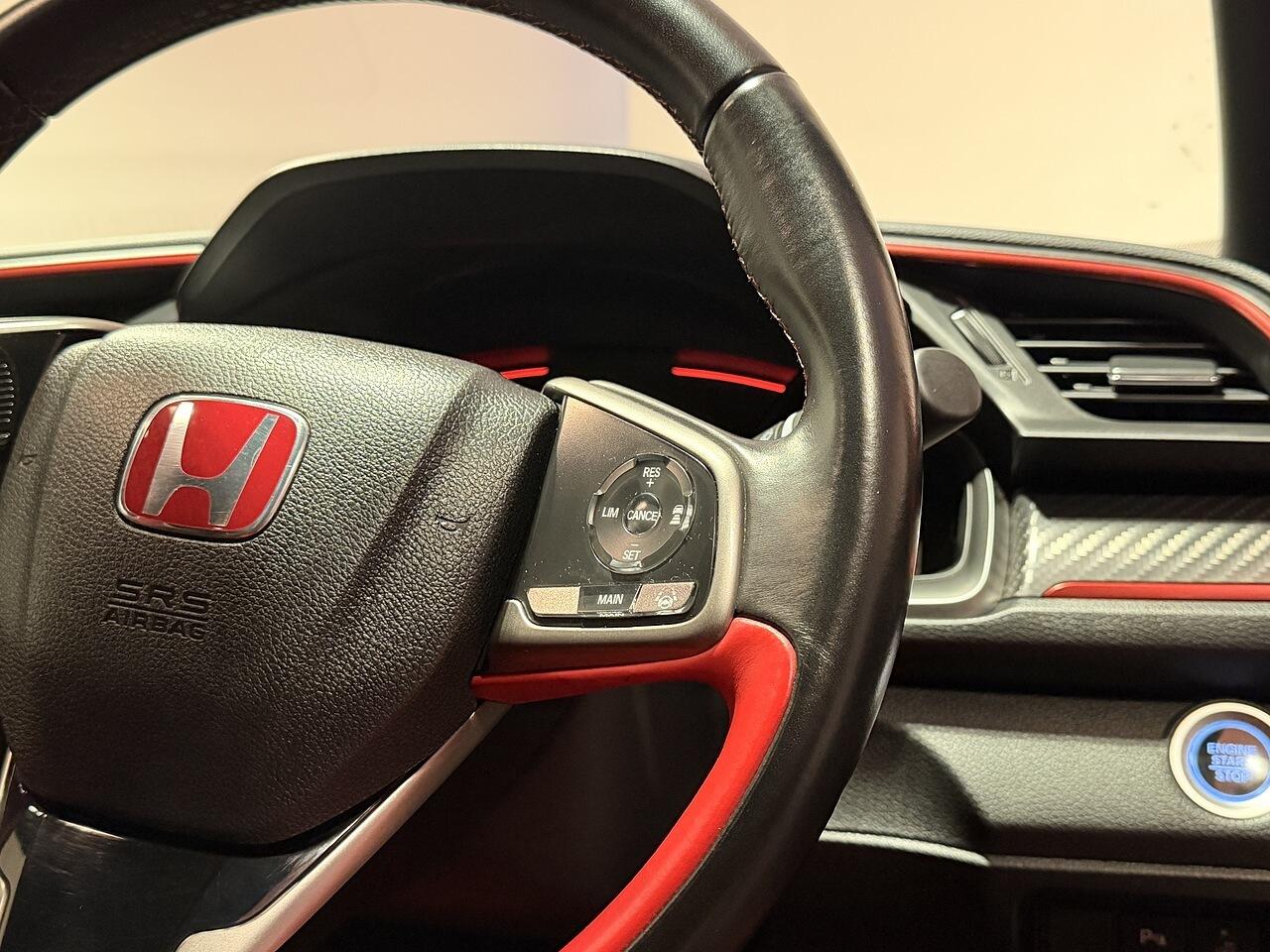 Used Honda Civic 2018 for sale - 77376300: Photo 33