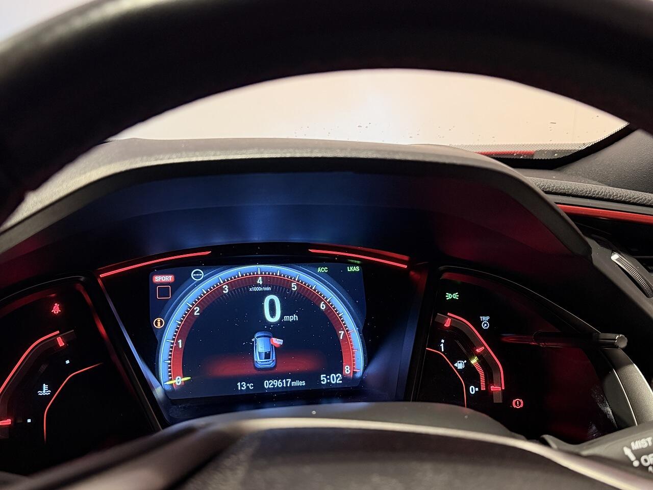 Used Honda Civic 2018 for sale - 77376300: Photo 37