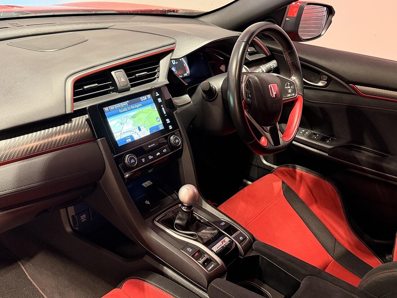 Used Honda Civic 2018 for sale - 77376300: Photo 4