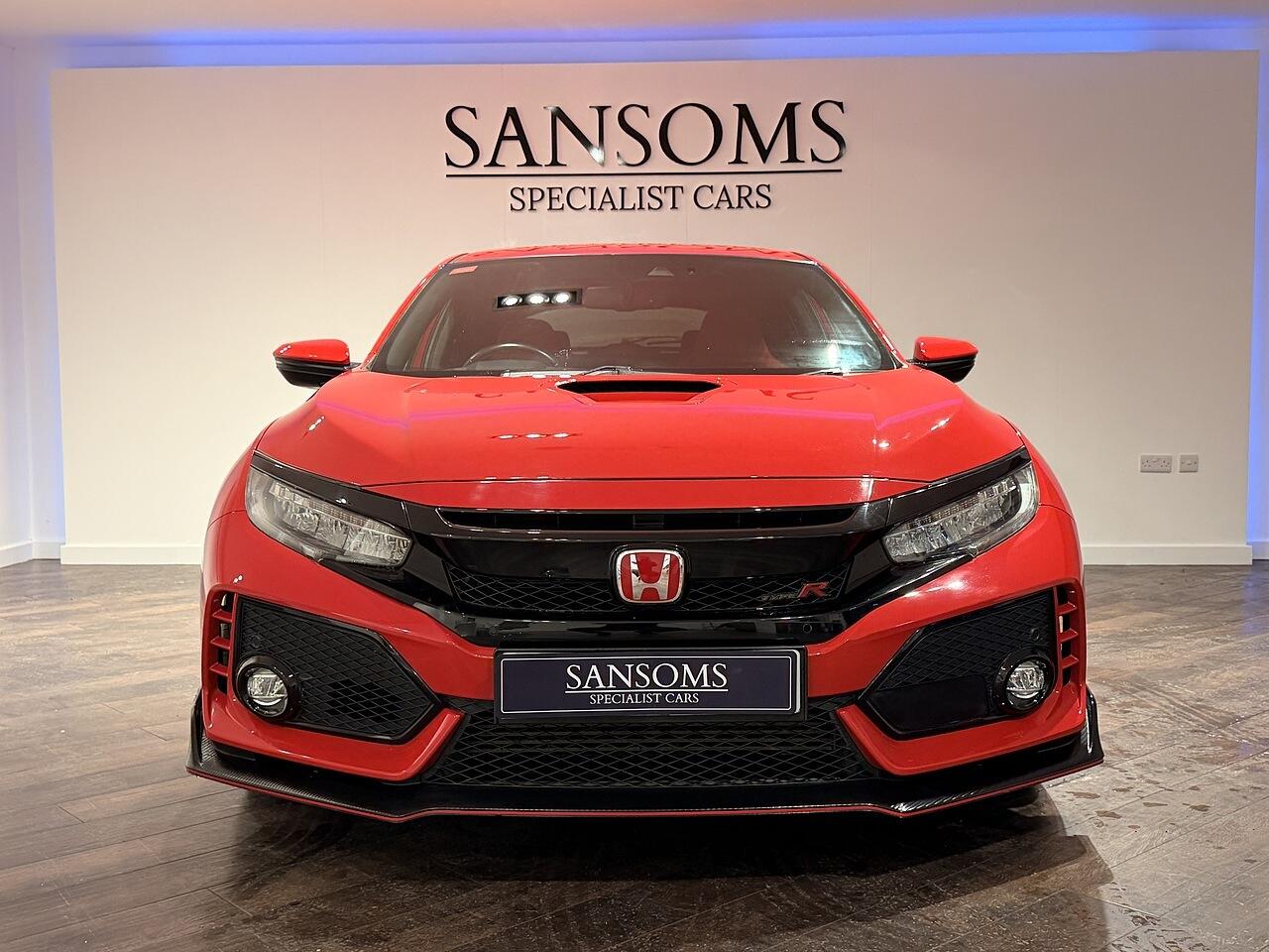 Used Honda Civic 2018 for sale - 77376300: Photo 5