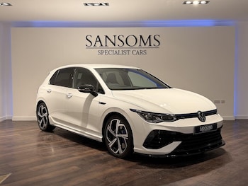 Used Volkswagen Golf 2024 for sale - 77291101: Photo