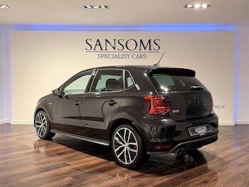 Used Volkswagen Polo 2016 for sale - 76633587: Photo